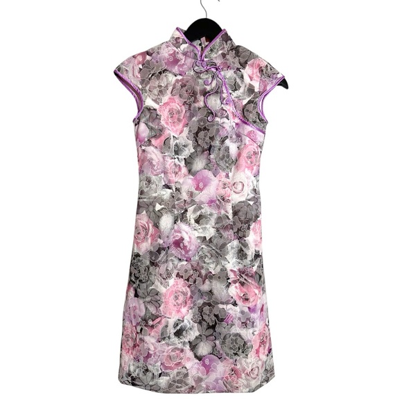 Peve Dresses & Skirts - Peve Pink & Gray Floral Cheongsam Qipao Brocade Dress Size Small Vintage